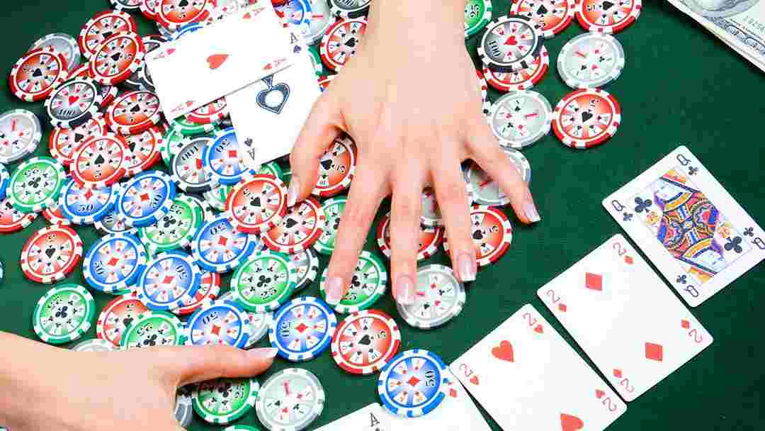 Cách chơi Poker đơn giản bạn nên biết